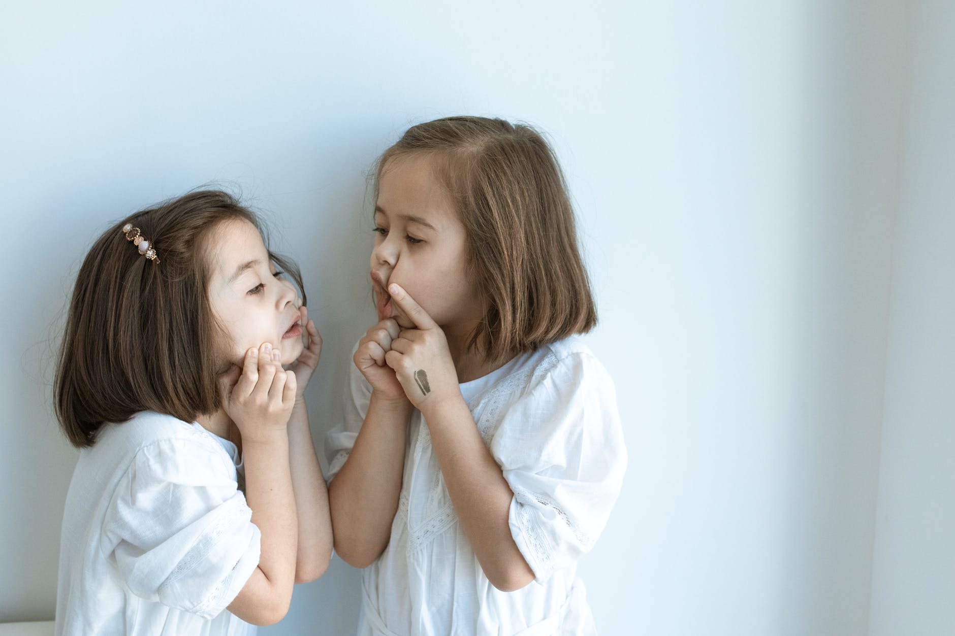 UTJECAJ IGRE NA RAZVOJ JEZIKA I GOVORA